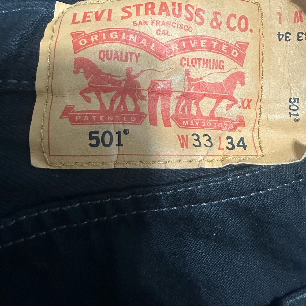 Levi’s 501 - Picture 3 of 4